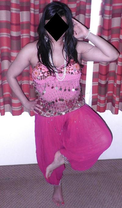 11P Green eyed sikh milf