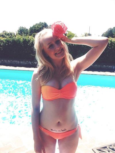 7P Irish Blonde Cutie