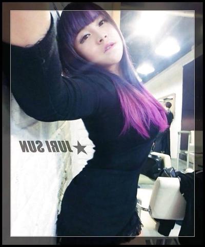 25P Amis FB asiatiques aux gros seins