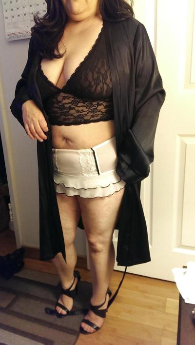 20P Femme mexicaine au cul épais