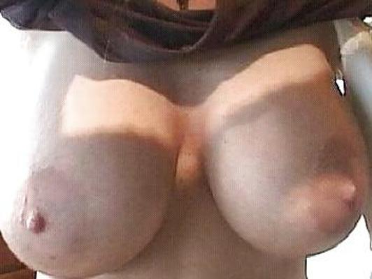 7P Get to cum over these nice tits
