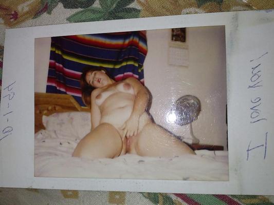 23P Mature trailer park milf