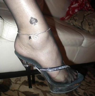 25P Beautiful Queen of Spades Girl