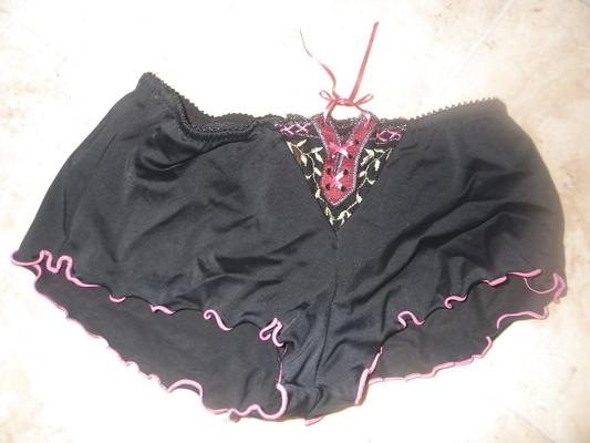 20P Girl boxers and french knickers (for sale)