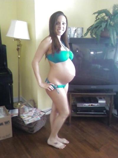 10P Hot Pregnant Babe