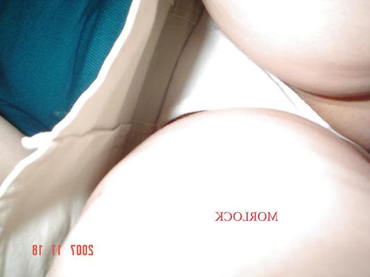6P Meine Frau, chilenisch, Upskirt 1
