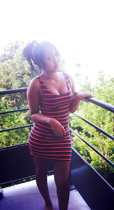 7P Yousra beurette trop bonne