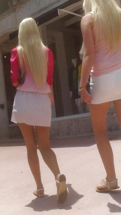 25P Cul et fesses d'adolescentes populaires en jeans, partie 4