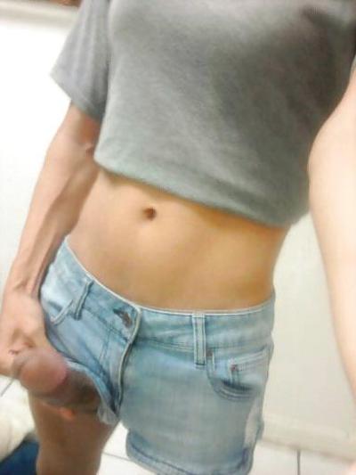 4P Young teen boy crossdresser 