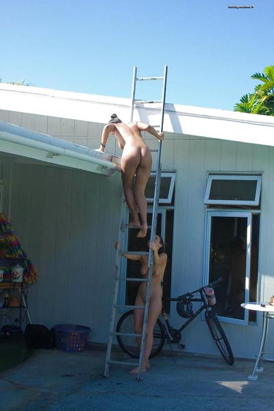 5P Flashing, voyeur and nude in public at hotsportygirls