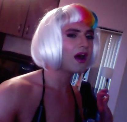25P Me in Drag Queen makeup, and loving it :)