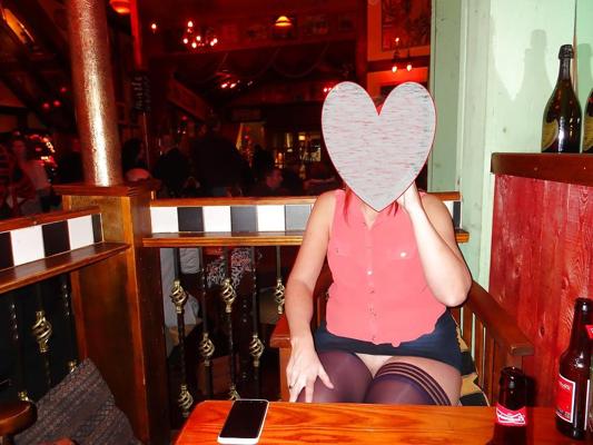 6P Upskirt Stockings in Pub. Flashing Pussy in Public Bar