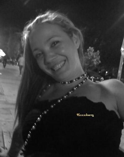 6P Greek 30 yo elisavet