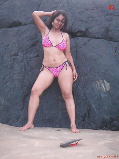10P Desi Bikini Bash - 015
