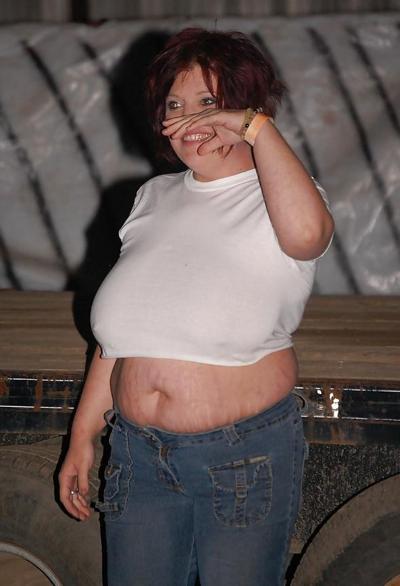 23P Bbw no bra