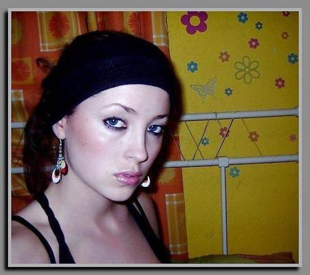 25P Beautiful curly redhead with perfect tits -- by ShaCo