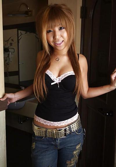20P 素敵な腫れぼったい乳首を持つアジアのエモ -- by ShaCo
