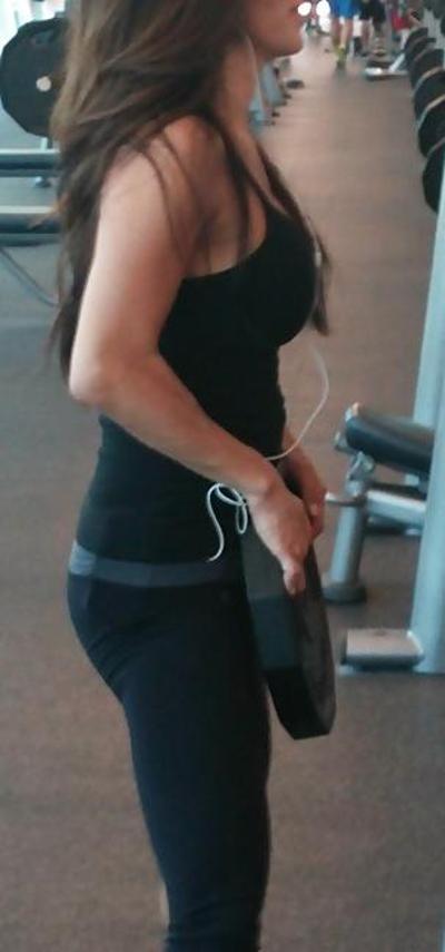 4P Asian Married Milf Slut at Gym