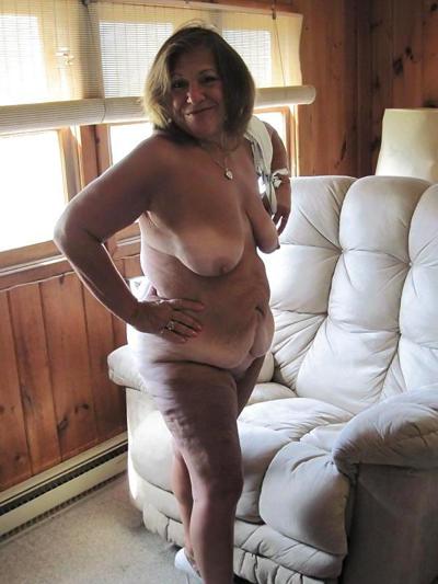 5P Super Sexy Mature Woman