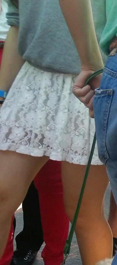 22P Spy old + young feet and skirt romanian