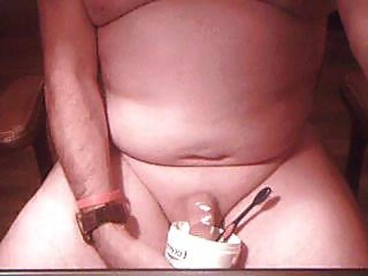 25P Fucking my own Ass with toys and stuff up my ass on webcam!