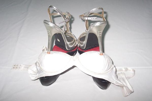 6P HEEL SHOE BRA. Cumshot Heel Shoe Bra
