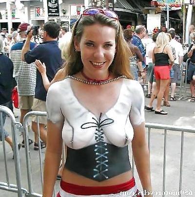 24P BODY PAINT GIRLS