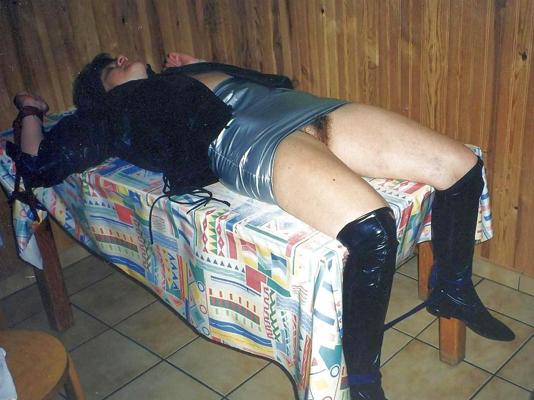 19P Mature Hairy 01