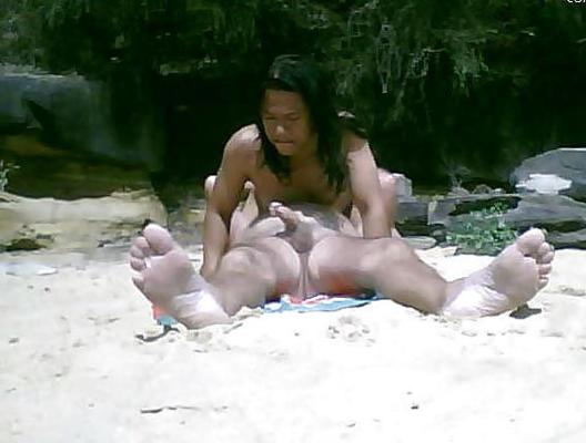 8P Nat beach 69ers with friends