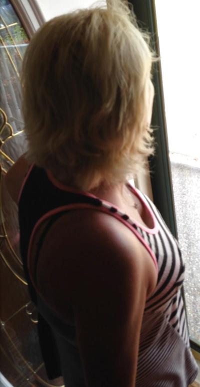 4P Me,downblouse