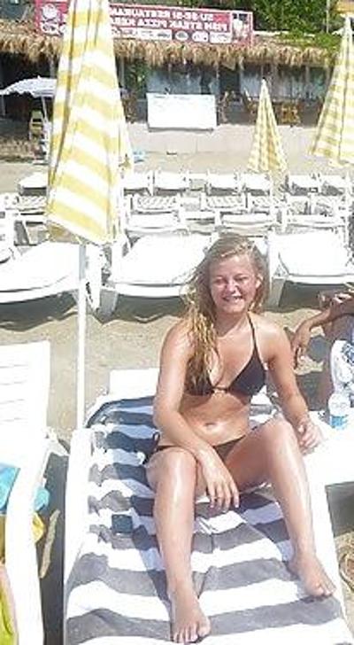 6P オランダ人の小さなふしだらな女、彼女をどのように使いたいか教えてください