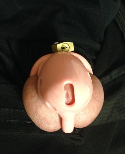 5P Cock-locked Sissy