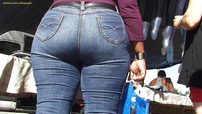 13P Butin espagnol en jeans serrés