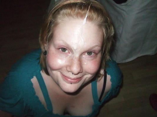 10P Girls with Green eyes taking facial