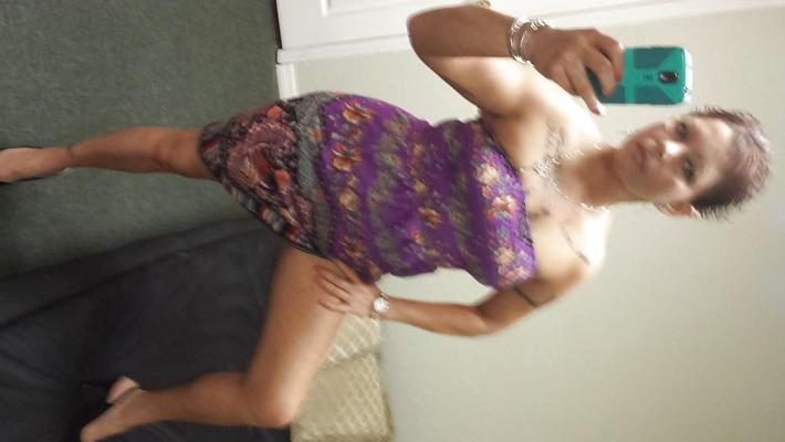 10P NEW PICS OF ME....TELL ME WHAT YOU THIN