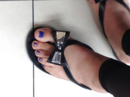 20P Foot fetish, sandals, bare feet, feet soles, toes1