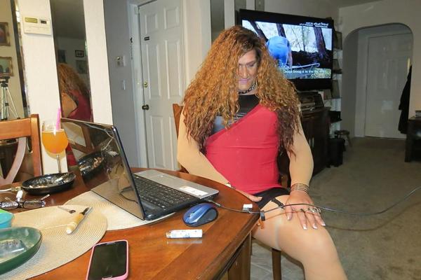 8P Me bein a sissy crossdresser