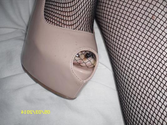 6P Cum on my feet , kinky
