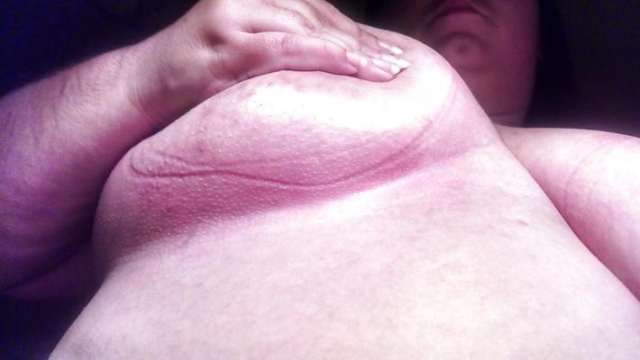 5P First time tying breasts.
