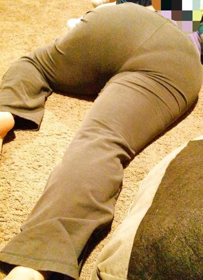 18P Bbw in tight pants