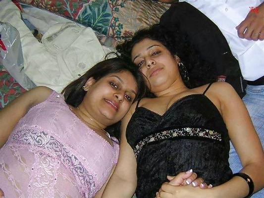 25P Chicas indias del albergue