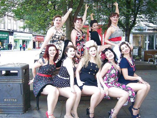 15P Upskirt Street Candid Teil 10