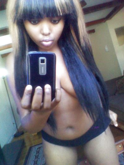 10P Selfies d'adolescents ébène chauds