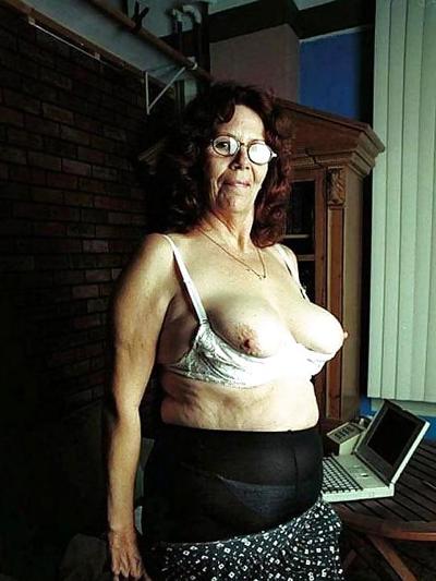 25P Oldest Grannies! Amateur!