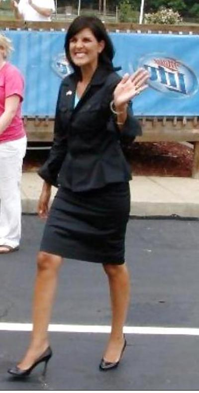 25P Ich liebe es, der konservativen Nikki Haley einen runterzuholen