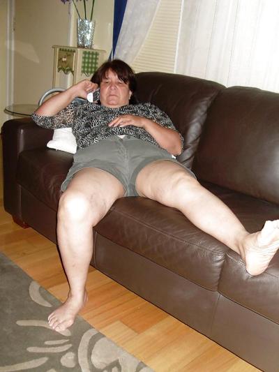 16P Rosemary sexy 63 year old clothed