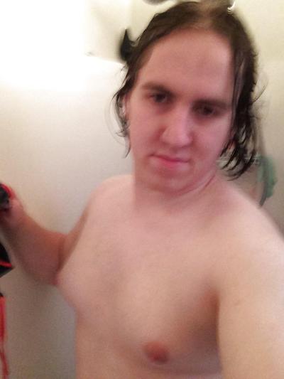 14P Peinliche Selfies und Badeanzug in der Dusche