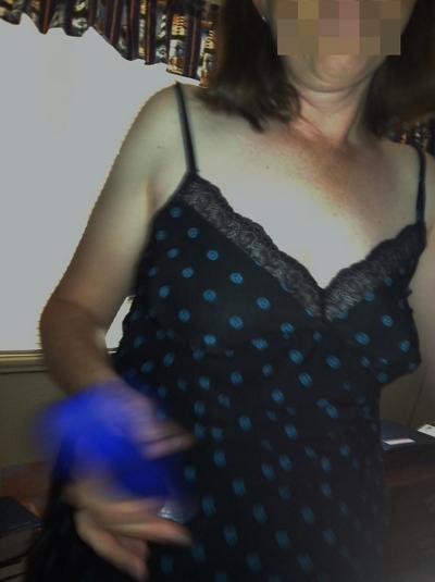 19P Sexy Mormon wife in lingerie