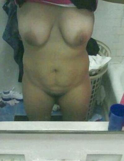 25P Photos privées trouvées sur photobucket #17