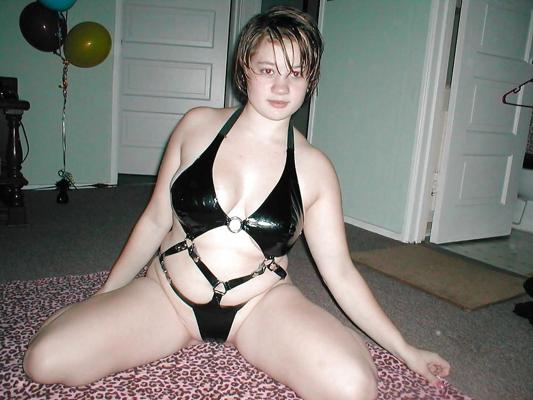 20P VERY YOUNG TEENS  ,MOMS IN LEATHER ,PVC, LATEX